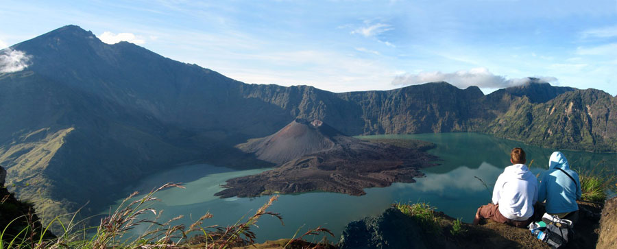 Plawangan Senaru Crater Rim an altitude 2641 meter of Mount Rinjani